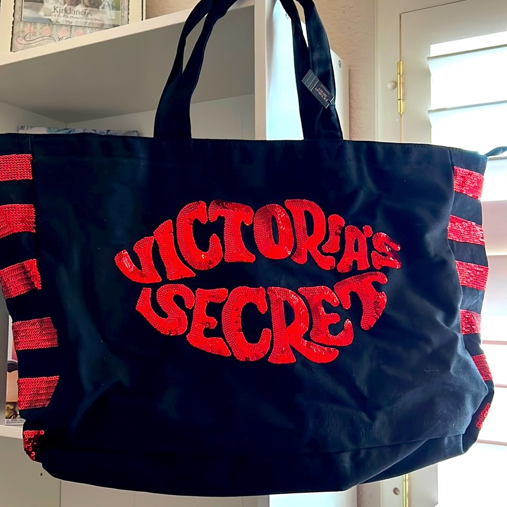 Victoria’s Secret black and red sequins tote 👜 large